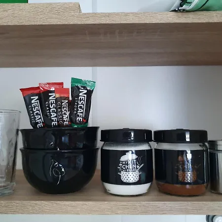 Apartament Home, Sweet