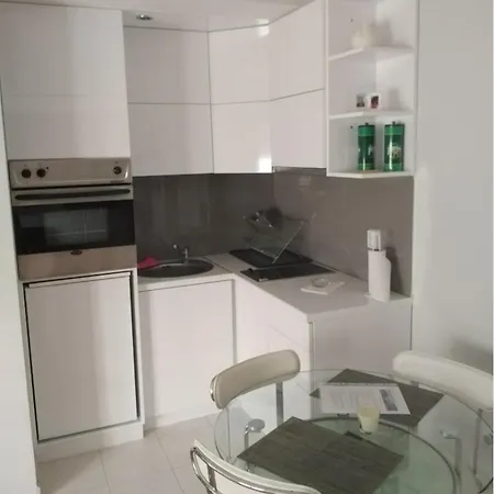 Sweet Apartment